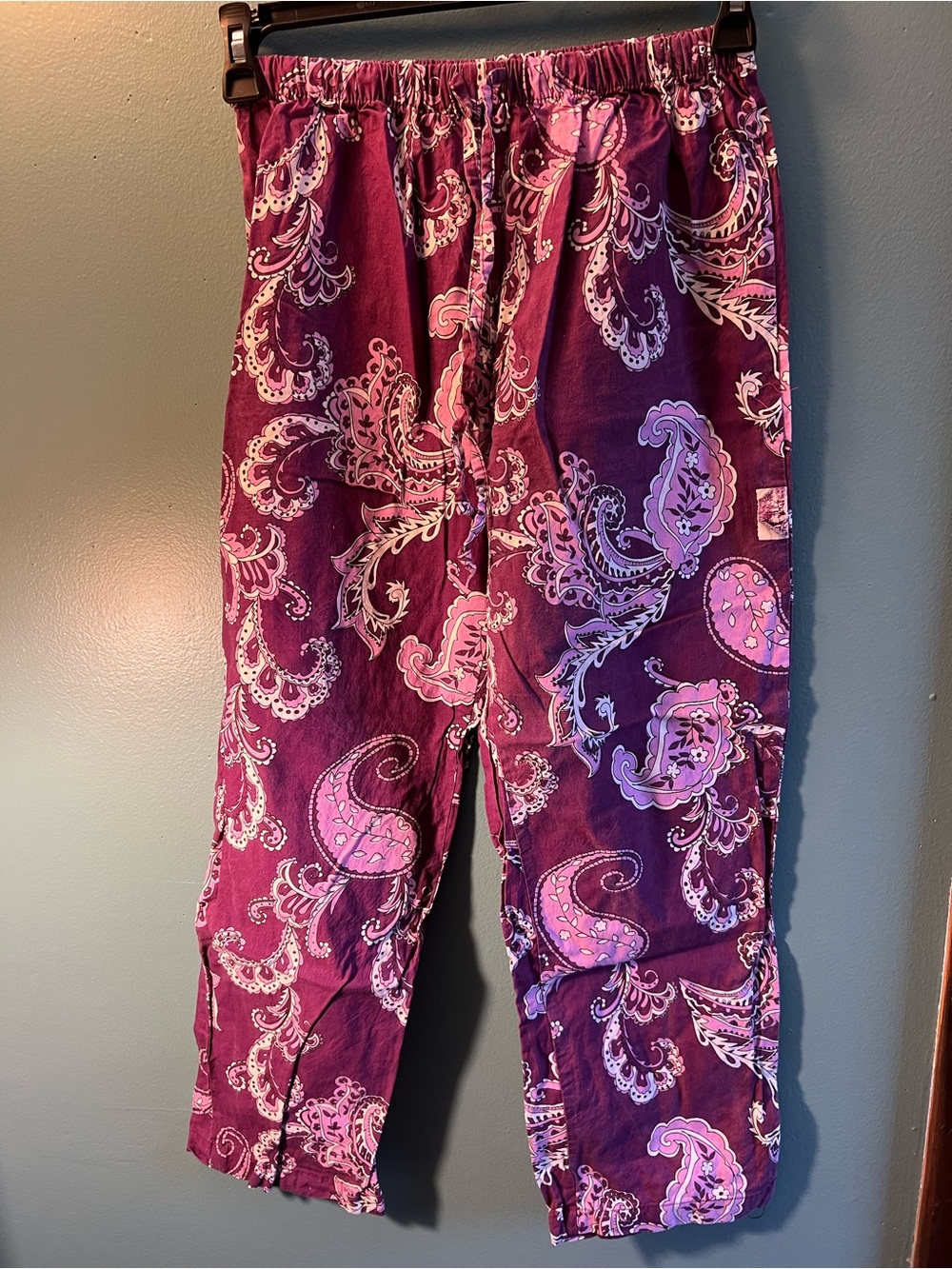 Collections Pink White Paisley Pajama Bottoms Pants Medium NWOT
